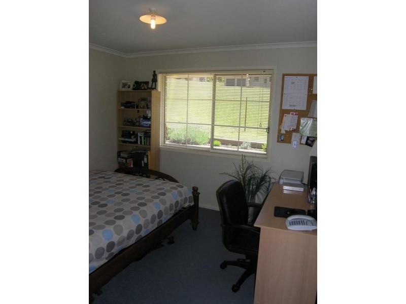 23 Norman Court, Bright VIC 3741