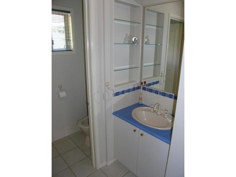 23 Norman Court, Bright VIC 3741