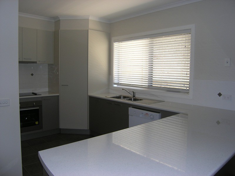 15 Kilfinan Cres, Bright VIC 3741