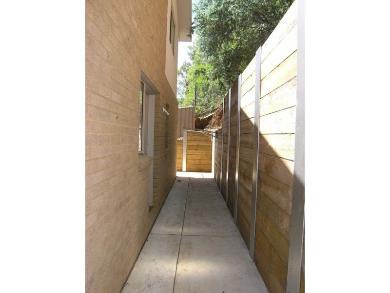 15 Kilfinan Cres, Bright VIC 3741