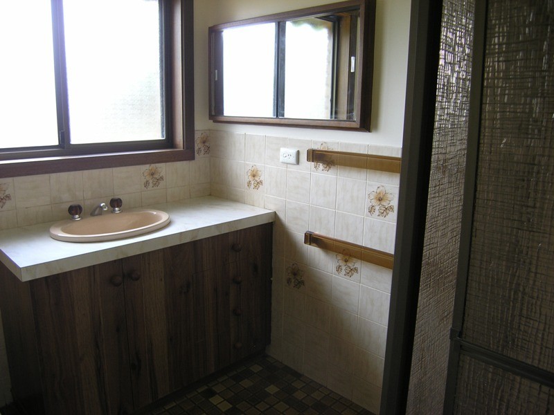 3 Bailey St, Bright VIC 3741