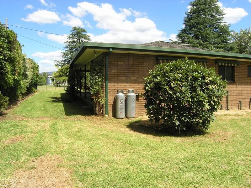 3 Bailey St, Bright VIC 3741