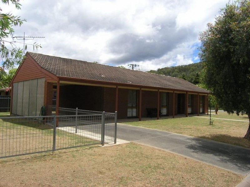 46 Mountbatten Avenue, Bright VIC 3741