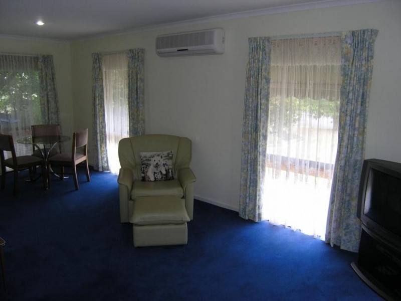 46 Mountbatten Avenue, Bright VIC 3741