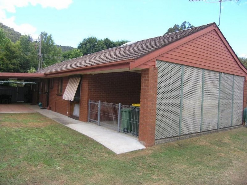 46 Mountbatten Avenue, Bright VIC 3741