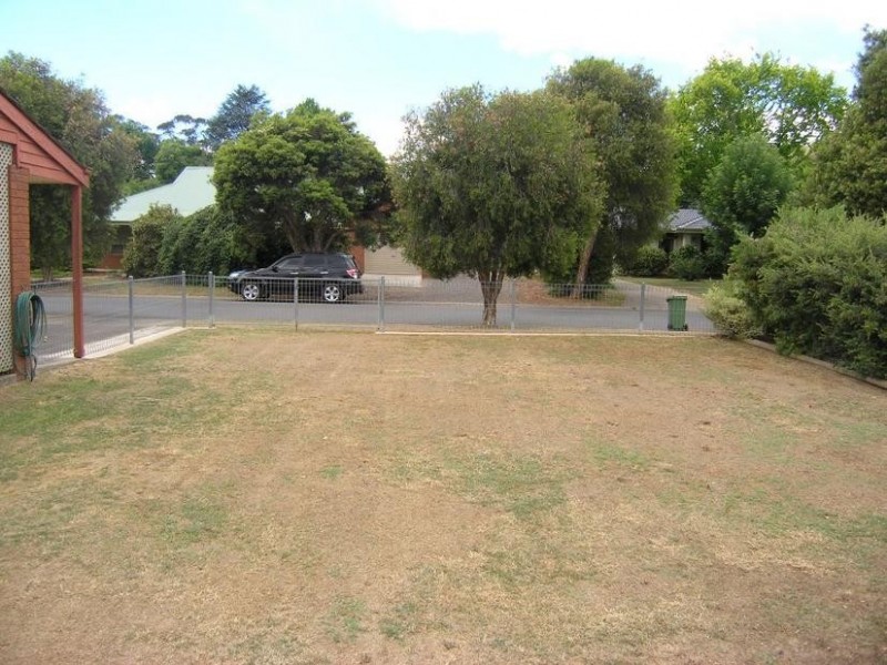 46 Mountbatten Avenue, Bright VIC 3741