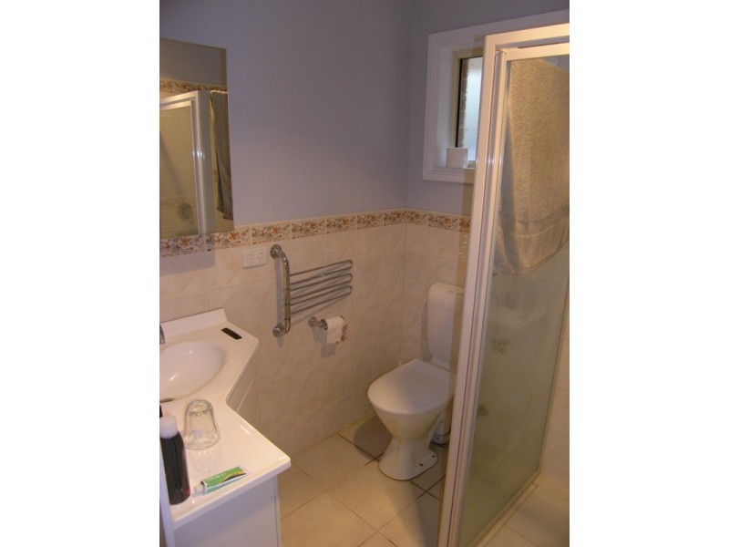 9 Hawthorn Lane, Bright VIC 3741