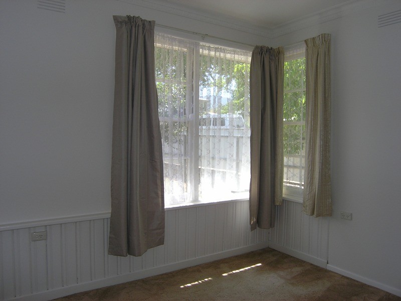 10 Delany Ave, Bright VIC 3741