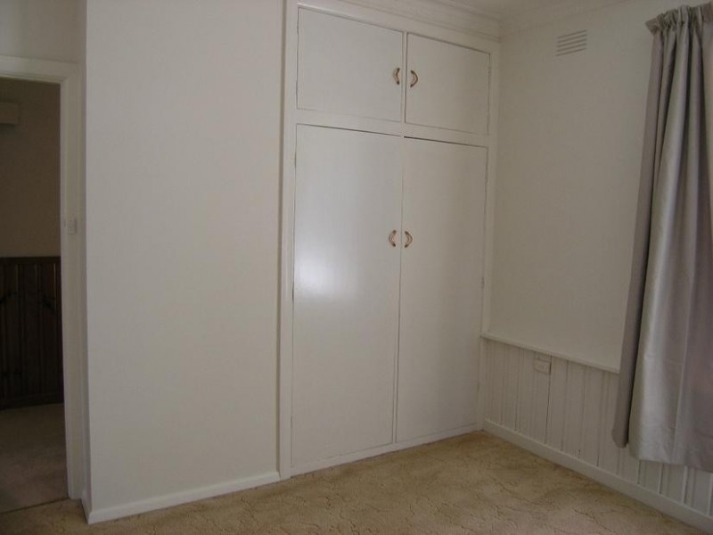 10 Delany Ave, Bright VIC 3741