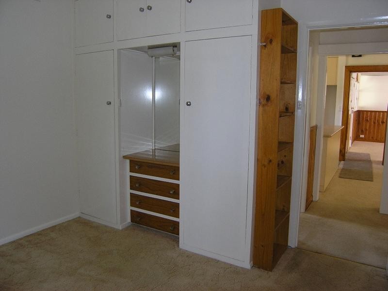 10 Delany Ave, Bright VIC 3741