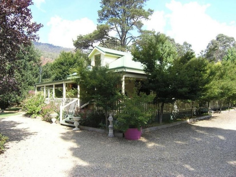 2179 Great Alpine Road, Harrietville VIC 3741