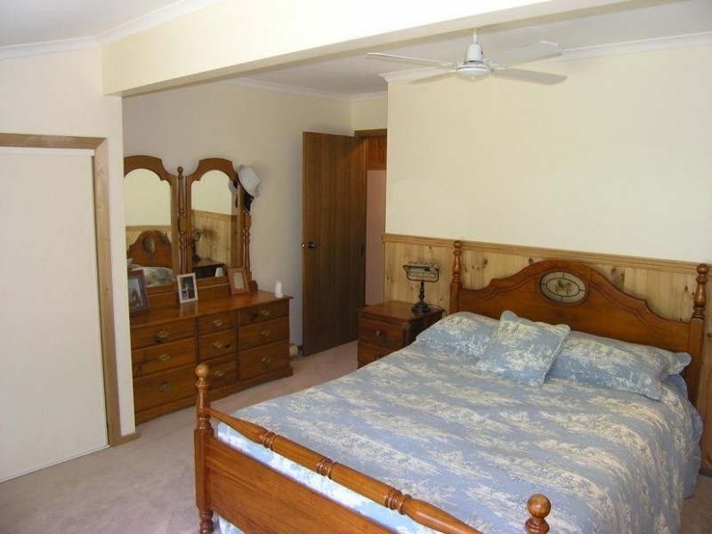 79 Williams Road, Wandiligong VIC 3744