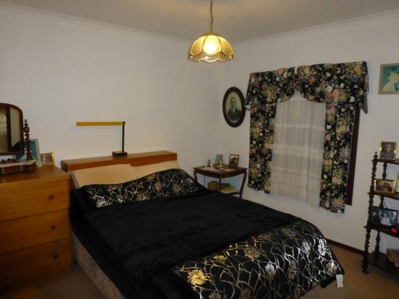 120 Centenary Avenue, Wandiligong VIC 3744