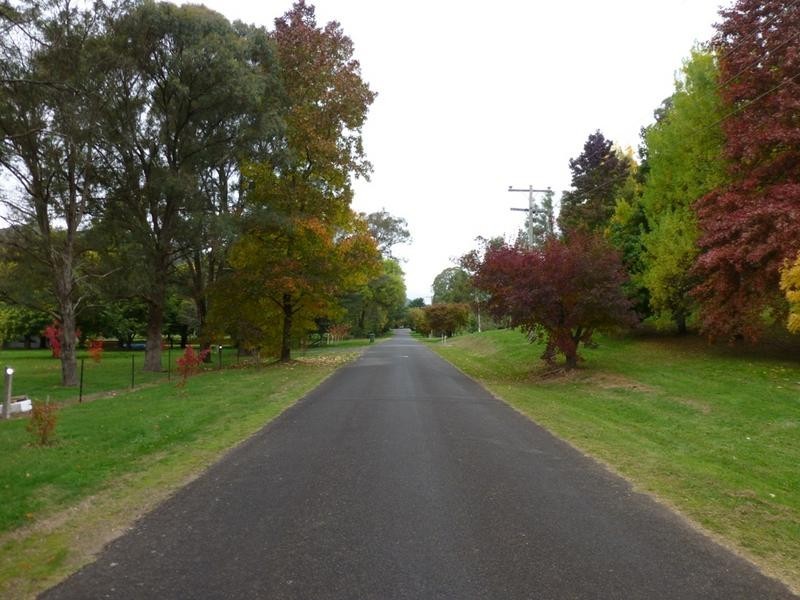 120 Centenary Avenue, Wandiligong VIC 3744