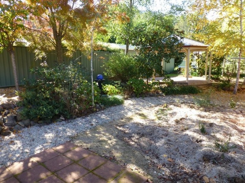 12 Mount Porepunkah Road, Bright VIC 3741