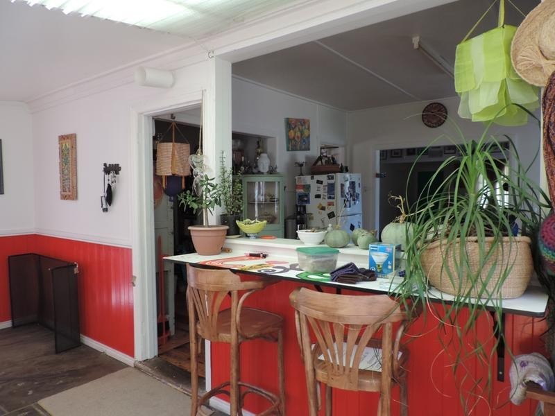 42 Centenary Ave, Wandiligong VIC 3744