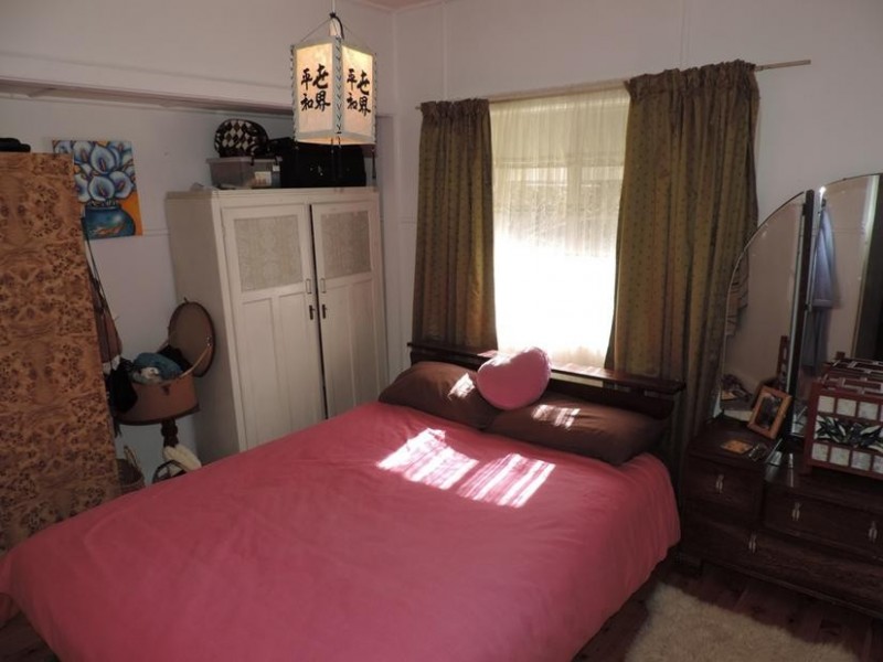 42 Centenary Avenue, Wandiligong VIC 3744