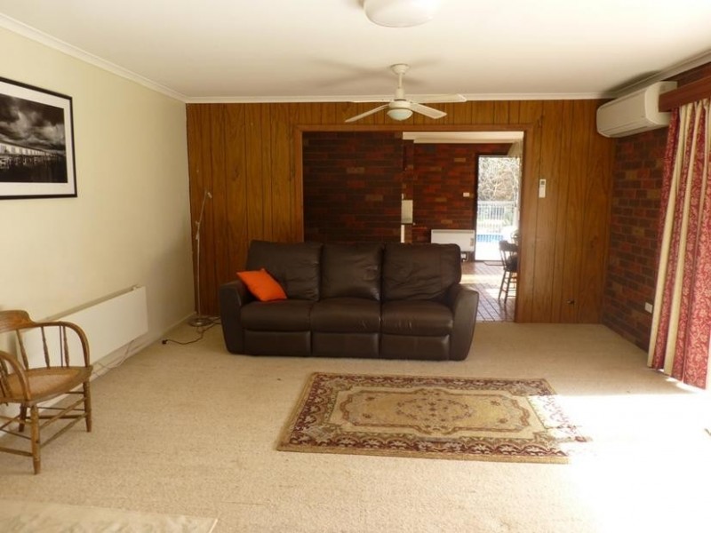 768 Morses Creek Rd, Wandiligong VIC 3744