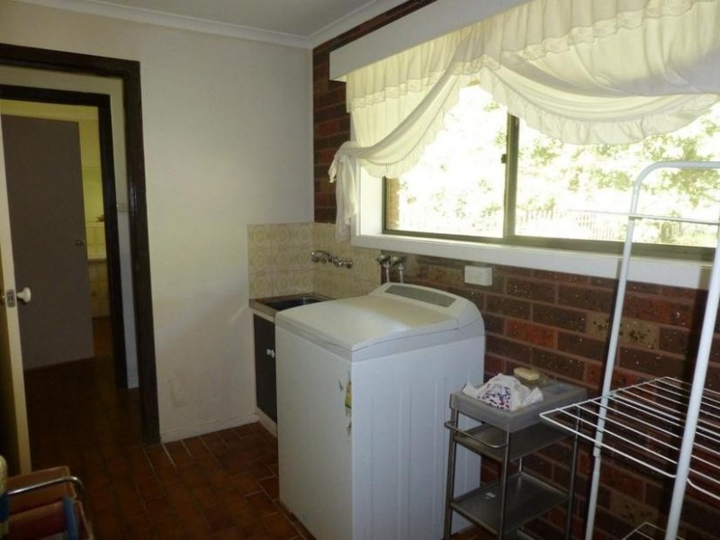 768 Morses Creek Rd, Wandiligong VIC 3744