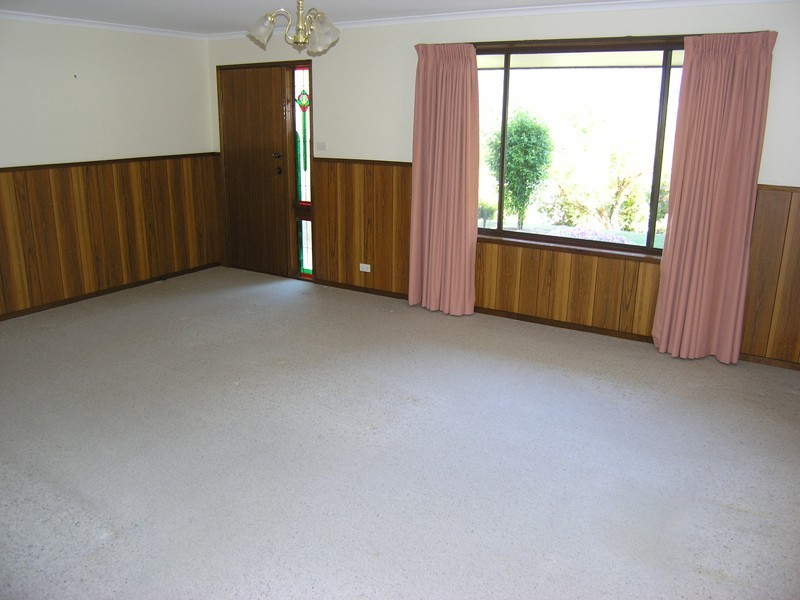 15 Iarias Lane, Bright VIC 3741