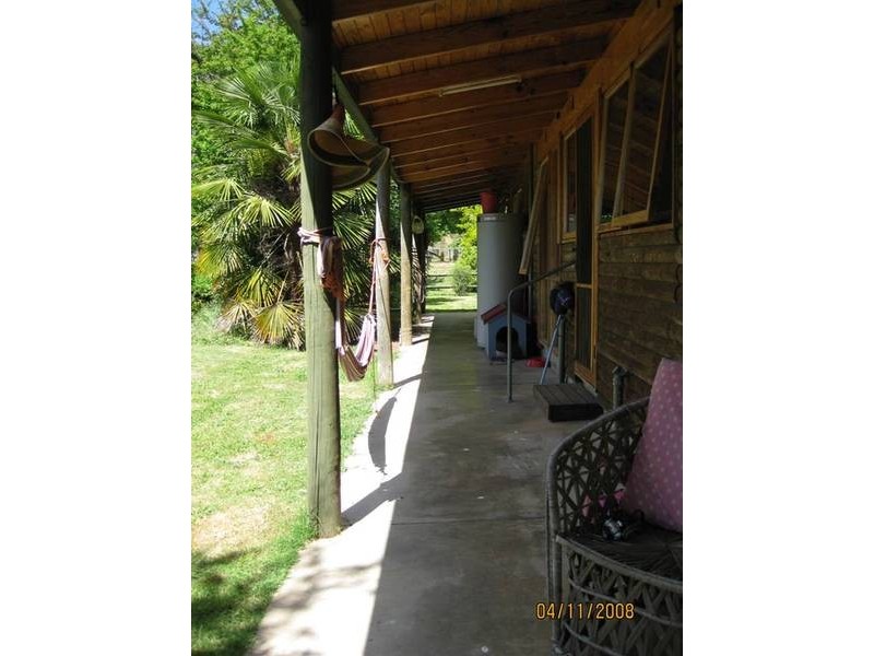 420 Morses Creek Rd, Wandiligong VIC 3744