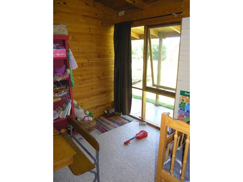 420 Morses Creek Rd, Wandiligong VIC 3744