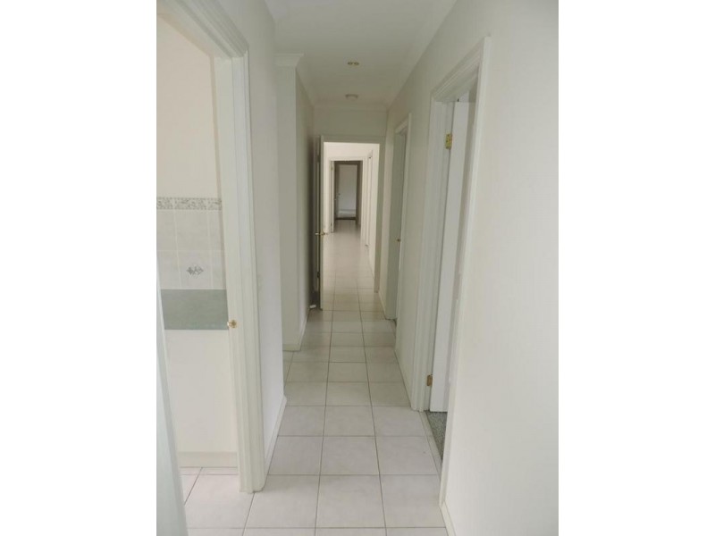 24 Norman Court, Bright VIC 3741