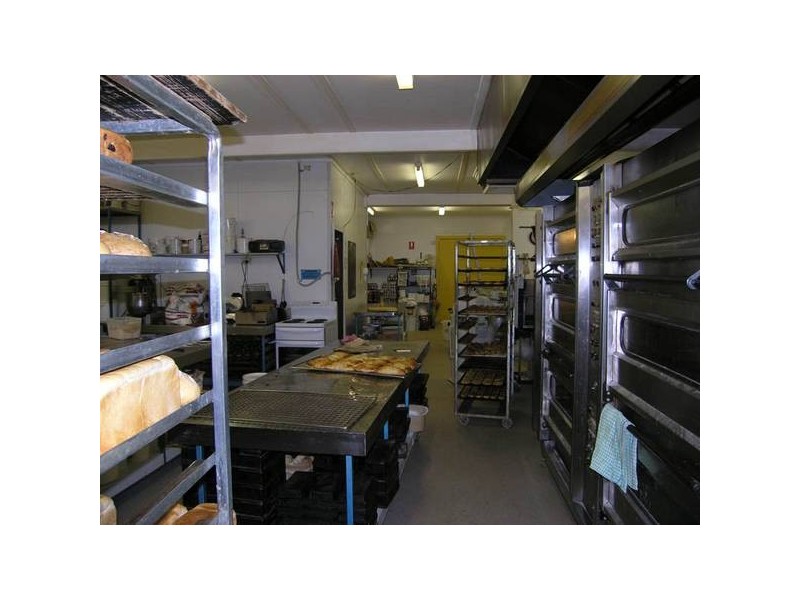 80 Gavan Street, Bright VIC 3741