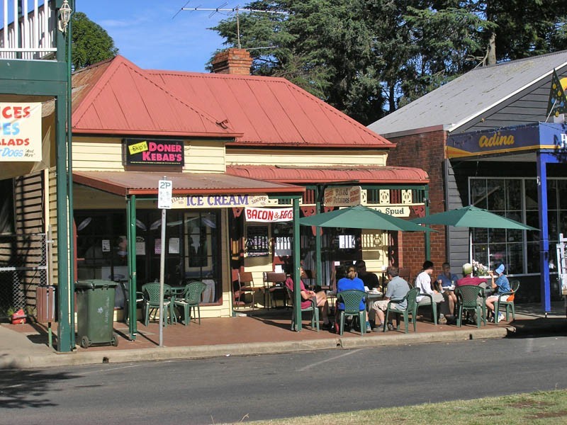 13 Ireland Street, Bright VIC 3741