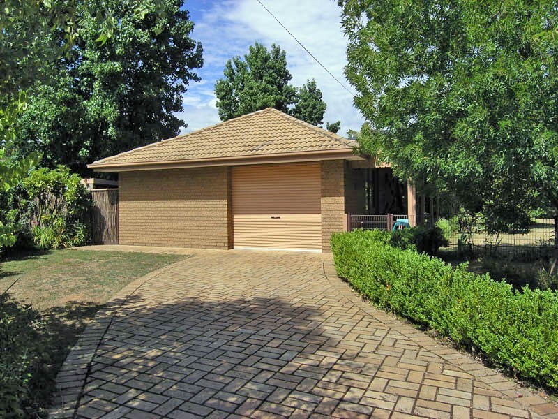 2 Spion Kopje Rd, Bright VIC 3741