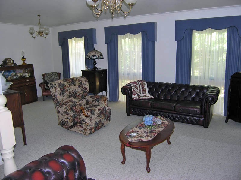 2 Spion Kopje Rd, Bright VIC 3741