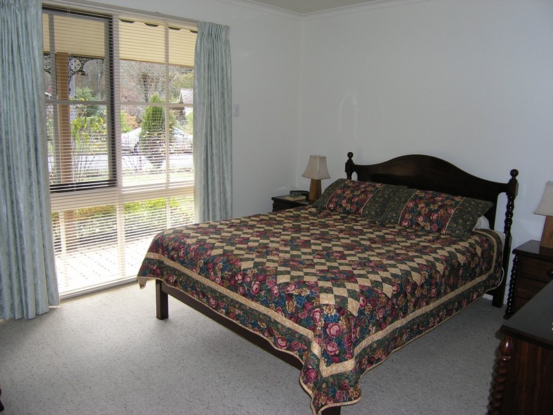 2 Spion Kopje Rd, Bright VIC 3741