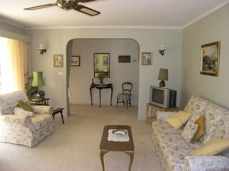 4 Spion Kopje Rd, Bright VIC 3741