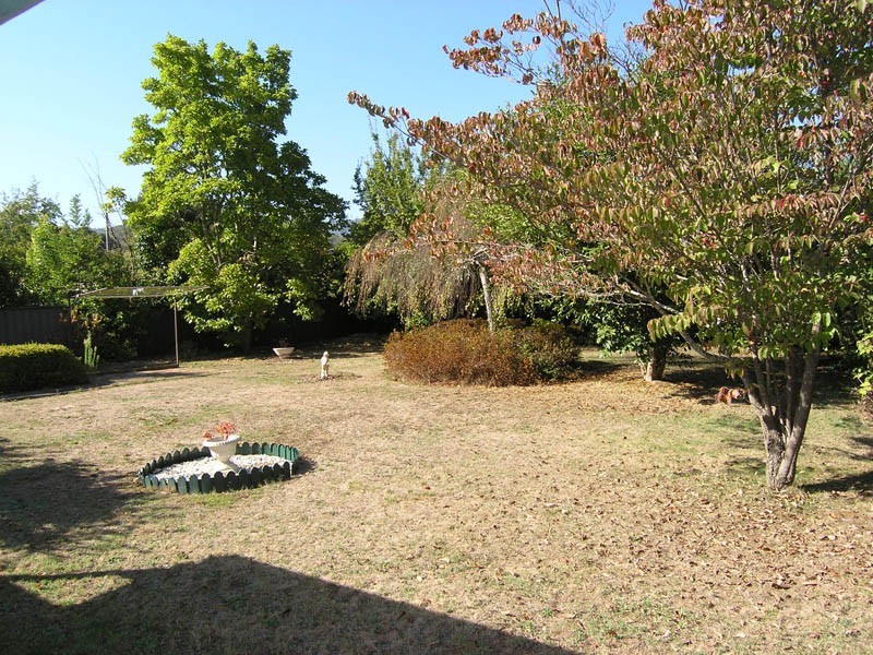 4 Spion Kopje Rd, Bright VIC 3741