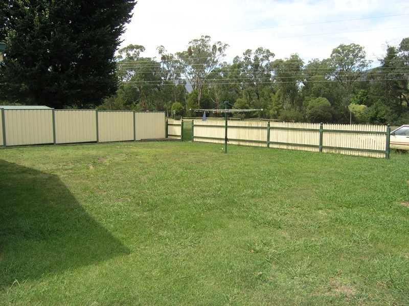 2 Lumley Drive, Bright VIC 3741