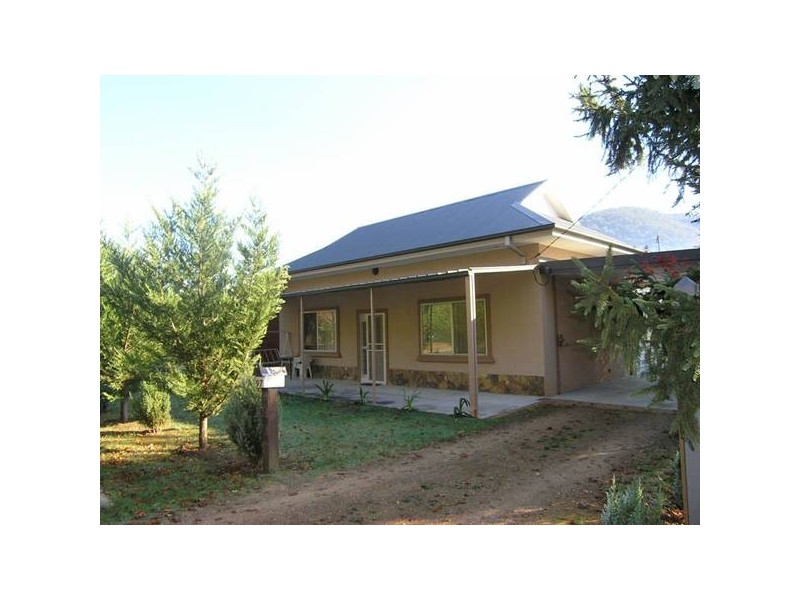 97 Delany Ave, Bright VIC 3741