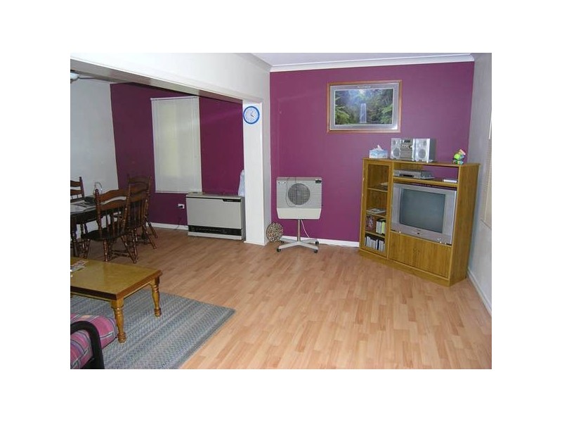 97 Delany Ave, Bright VIC 3741