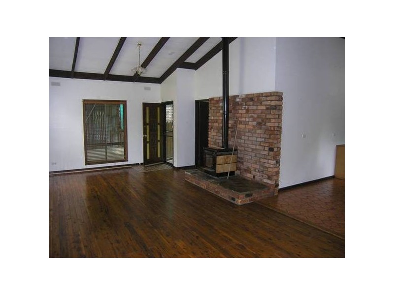 146 Delany Ave, Bright VIC 3741