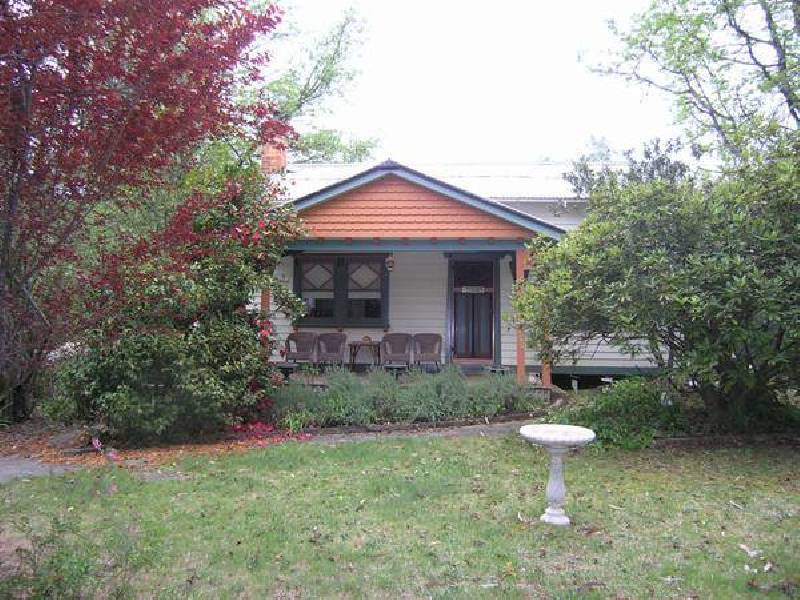 6 Star Road, Bright VIC 3741