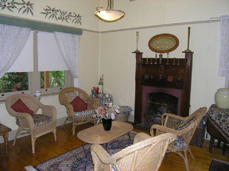 6 Star Road, Bright VIC 3741