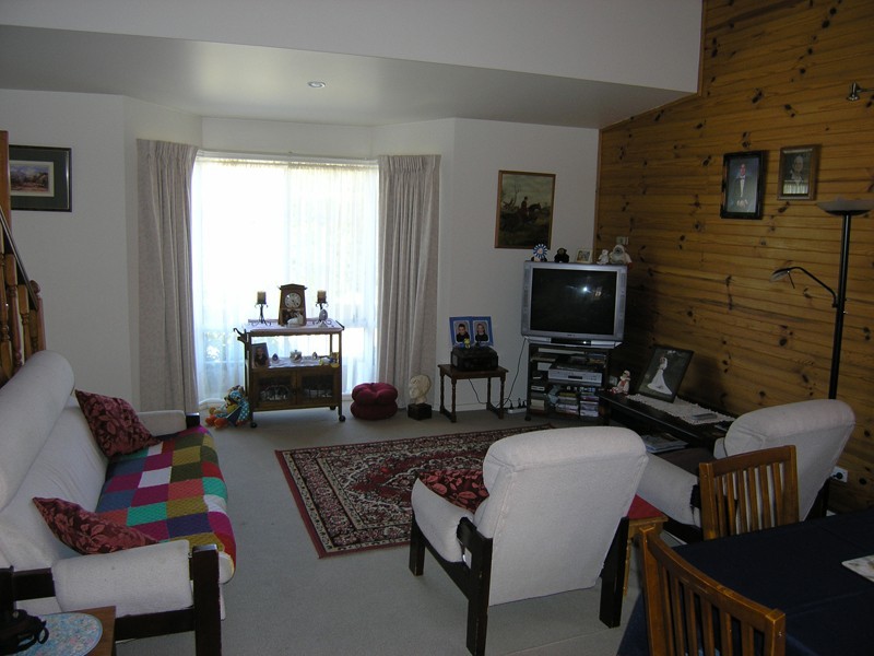 1A Butler Crt, Bright VIC 3741