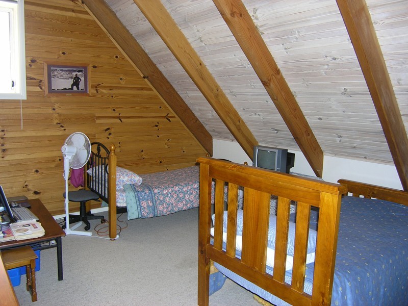 1A Butler Crt, Bright VIC 3741