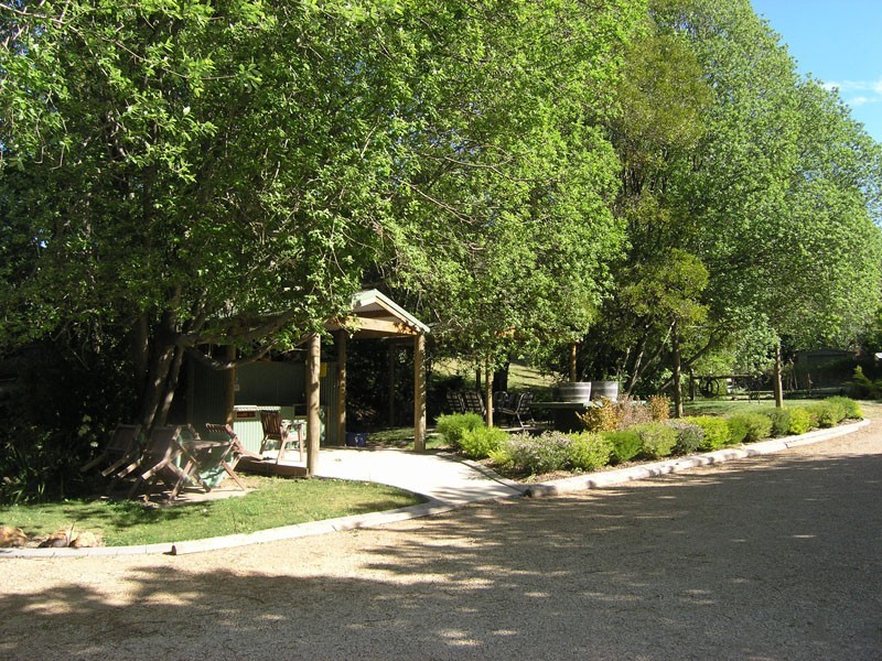 40-42 Bakers Gully, Bright VIC 3741