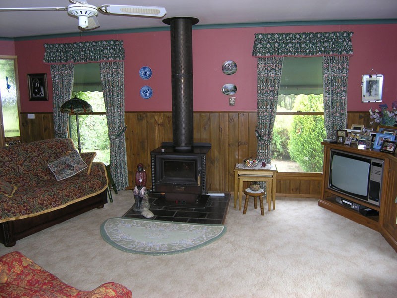 7 Williams Road, Wandiligong VIC 3744