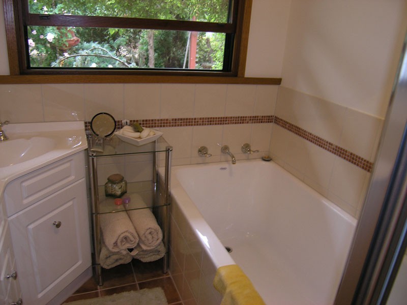 7 Williams Road, Wandiligong VIC 3744