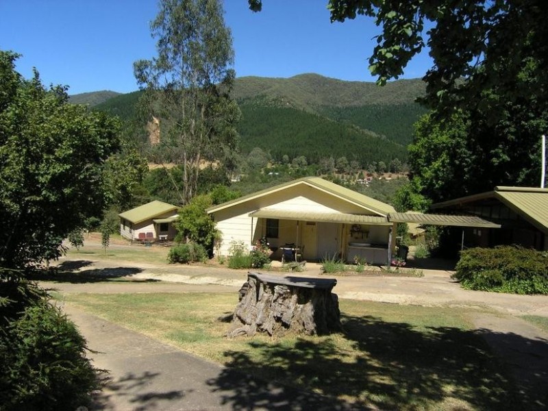 Lot B School Rd, Wandiligong VIC 3744