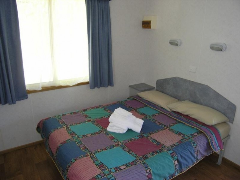 Lot B School Rd, Wandiligong VIC 3744