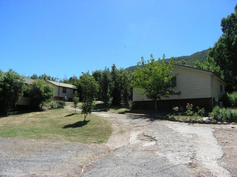 Lot B School Rd, Wandiligong VIC 3744