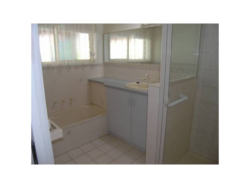 28 Gavan Street, Bright VIC 3741