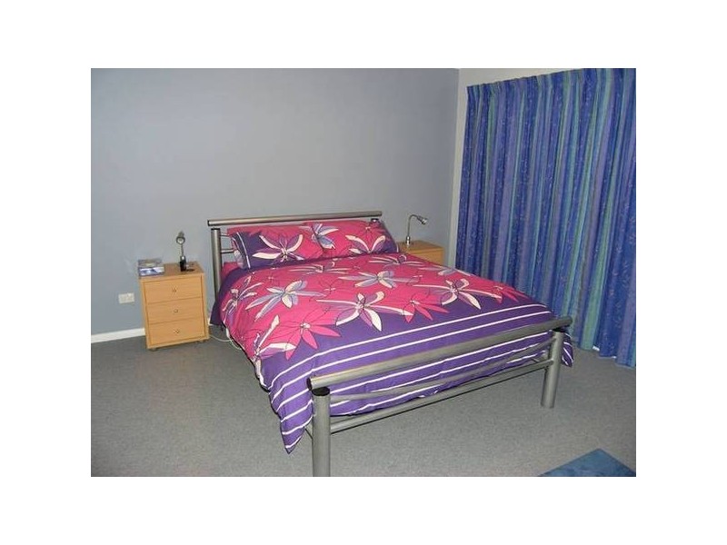 9 Hawthorn Lane, Bright VIC 3741